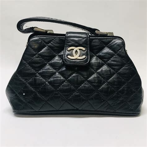 chanel vintage bags hand carry